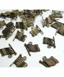 SparklingSistersJS Clothing Accessories 10 USA American Flag Charms Antique Bronze 18x15mm KA13663B