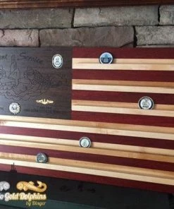 SilvertoGoldDolphins Concealment Flags Customizable Wall Mounted Hardwood American Flag Coin Holder