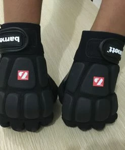 The American Store Durable Silica Gel American Football Ball Gloves Tactical Gloves Bicycle Rugby Gloves Beach Rugby Ball Equipment Sports Accessories