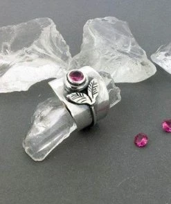 Courtneymariejewelry Flower Ring - 5mm Gemstone Ring - Beautiful Wide Band Ring Accessories