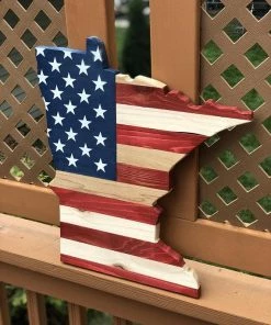 CedarValleyWorkshop Flags & Banner Minnesota Map American Flag Wall Hanging