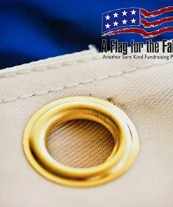 A Flag For The Fallen U.S. American Flag 6'x10' + FREE Affiche. Made In USA With Top-Rated DURALAST Fabric. Embroidered Stars Sewn Stripes. Sturdy Brass Grommets. 30% Of Proceeds Donated To Families Of Fallen Officers.