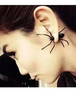 Online American Store 2018 New Halloween Decoration 1Piece 3D Creepy Black Spider Ear Stud Earrings For Haloween Party DIY Decoration Home Decor Halloween Prop