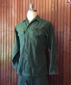 The American Store U.S. Army Medium Vietnam Era | Fatigue OG 107 | Cotton Green Sateen Shirt For Men's Vintage