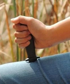 The American Store Hot Halloween Supplies Comedy Magic Plastic Retractable Dagger Joke Prank Props Knife Scary Trick Party Decoration Halloween Accessories