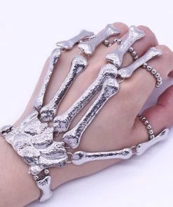 Show Lifestyle Store Hot Sales Halloween Props Gift Fun Nightclub Party Punk Finger Bracelet Gothic Skull Skeleton Bone Hand Finger Bracelet