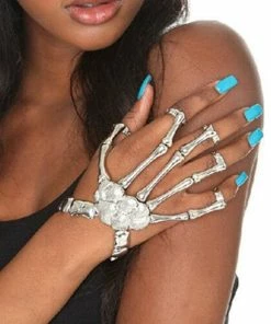 Show Lifestyle Store Hot Sales Halloween Props Gift Fun Nightclub Party Punk Finger Bracelet Gothic Skull Skeleton Bone Hand Finger Bracelet
