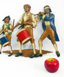 The American Store American Vintage Collection Vintage Sexton Large Metal Wall Hanging Fife & Drum Revolutionary War Colonial America USA Scene - LARGE Patriotic Plaque 1970s Bicentennial