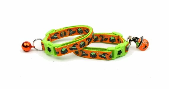 Online American Store Halloween Cat Collar -Witches Brew On Orange And Green - Kitten Or Large Size - Halloween Cat Collar Halloween Pets Accessories 5 Online American Store Halloween Cat Collar -Witches Brew On Orange And Green - Kitten Or Large Size - Halloween Cat Collar Halloween Pets Accessories