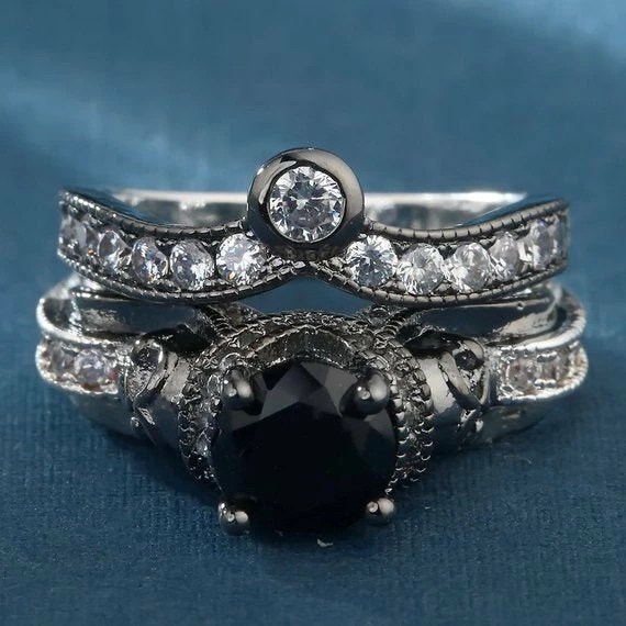 Onlineamericanstore Halloween Jewelry Skull Ring Set - Black Charm Ring, Cubic Zirconia Ring Set, Free Shipping. 4 Onlineamericanstore Halloween Jewelry Skull Ring Set - Black Charm Ring, Cubic Zirconia Ring Set, Free Shipping.