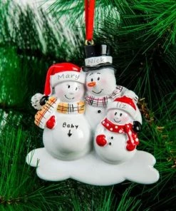 Onlineamericanstore Christmas Gift Personalize Christmas Ornaments Family Christmas Expecting Parents Mom To Be Dad To Be Pregnancy Announcement Family Of 3, 4