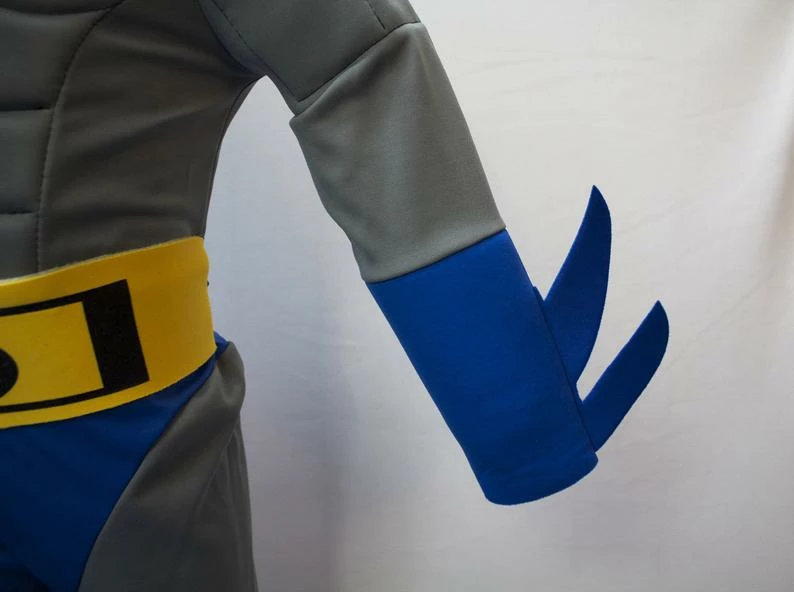 Onlineamericanstore Superheroes Kids Costumes Batman Boy's Costume For Kids (Classic Blue Color Scheme) 4 Onlineamericanstore Superheroes Kids Costumes Batman Boy's Costume For Kids (Classic Blue Color Scheme)