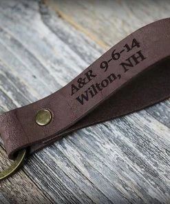 Onlineamericanstore Custom Personalized Keychain - Leather Keychain - Valentines Gift - Gift For Mom - Gift For Dad - Anniversary - Gift For Boyfriend -Men Gift
