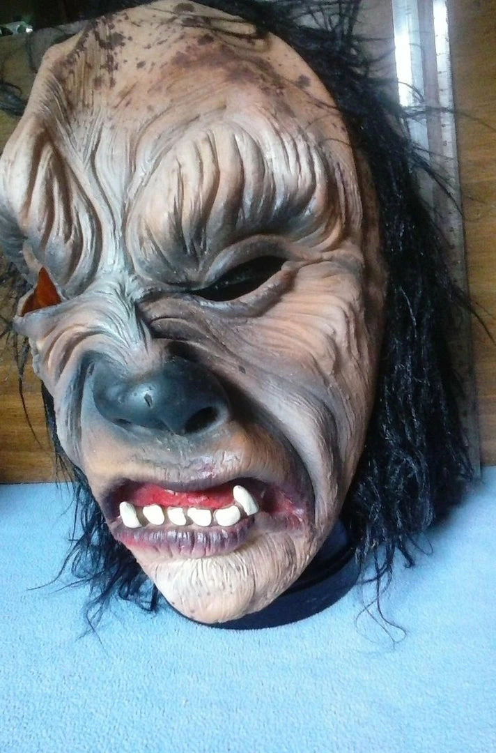 Onlineamericanstore Vintage Halloween Mask, 1997 5 Onlineamericanstore Vintage Halloween Mask, 1997