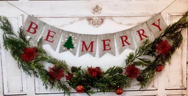 Onlineamericanstore Christmas Decoration BE MERRY Christmas And Holiday - Christmas Banner And Garland With Gold Bell Christmas Banners 3 Onlineamericanstore Christmas Decoration BE MERRY Christmas And Holiday - Christmas Banner And Garland With Gold Bell Christmas Banners