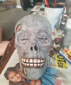 Onlineamericanstore Handmade, Realistic Mummy Skull Novelty Halloween Decorations.