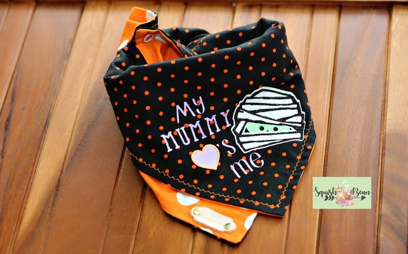 Onlineamericanstore My Mummy Loves Me Halloween Layered & Reversible Tie Around Dog Bandana Halloween Pets Accessories 3 Onlineamericanstore My Mummy Loves Me Halloween Layered & Reversible Tie Around Dog Bandana Halloween Pets Accessories