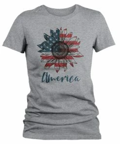 Onlineamericanstore Women's America Sunflower T-Shirt 4th July Shirt Boho America Shirts Memorial Day Shirt Patriotic Sunflower Shirt Women Clothing