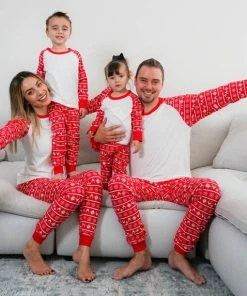 Online American Store Christmas Retro Family Matching Clothes Family Pajamas Clothing Sets Father Son Matching Clothes Xmas Mother Daughter Homewears