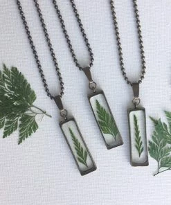 Onlineamericanstore Pressed Real Fern Terrarium Necklace, Real Dried Flower Necklace, Botanical Birthday Gifts For Her, Dried Fern Necklace Gift Collection