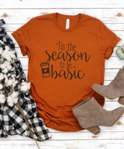 The American Store Its The Season To Be Basic T-Shirt Tee Women Halloween Holiday T Shirt Fashion Clothes Pumpkin Tshirt Halloween Women Clothing