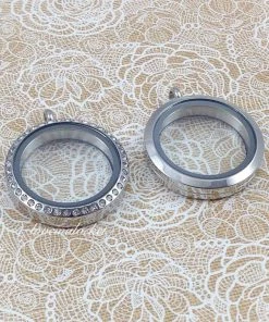 Onlineamericanstore Me And You Floating Locket, Me And You Necklace, Wife Locket, Wife Necklace, Wife Anniversary Gift, Couples Locket, Bridal Shower Gift Gift Collection